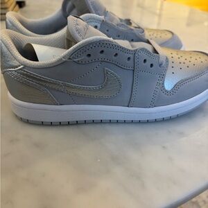 Nike Kids Gray Sneakers